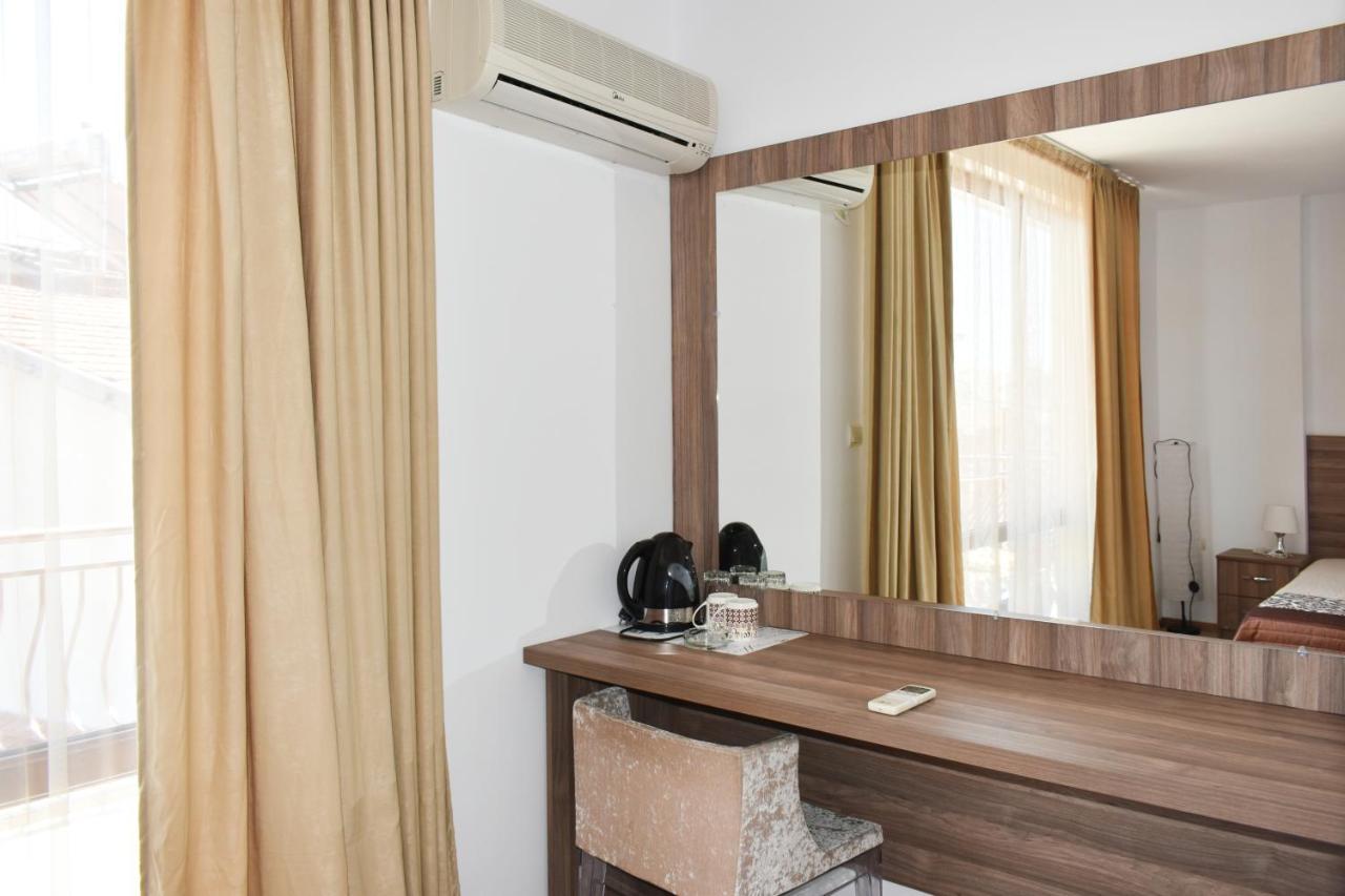 Hotel Time Out Sosopol Exterior foto