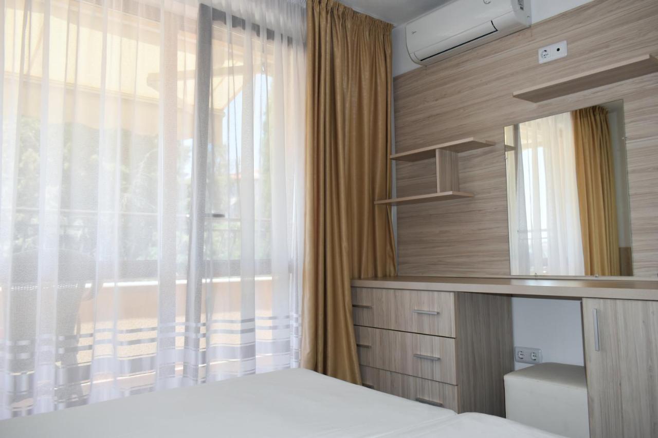 Hotel Time Out Sosopol Exterior foto