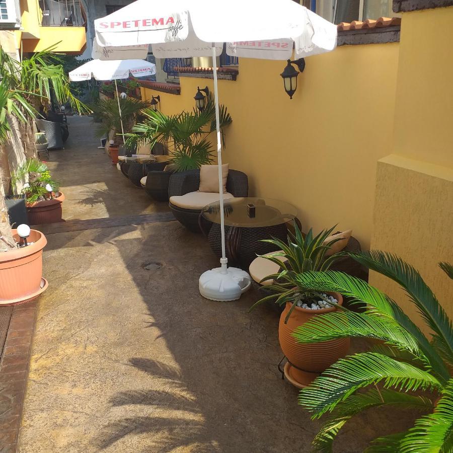 Hotel Time Out Sosopol Exterior foto